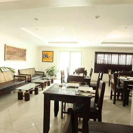 Prince Of Anthony 1960 Hotel Lagos Buitenkant foto