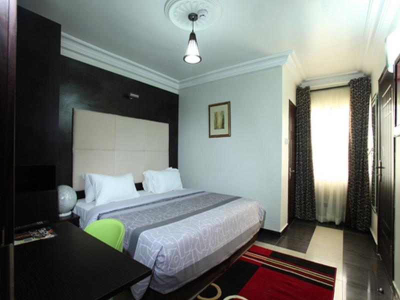 Prince Of Anthony 1960 Hotel Lagos Buitenkant foto