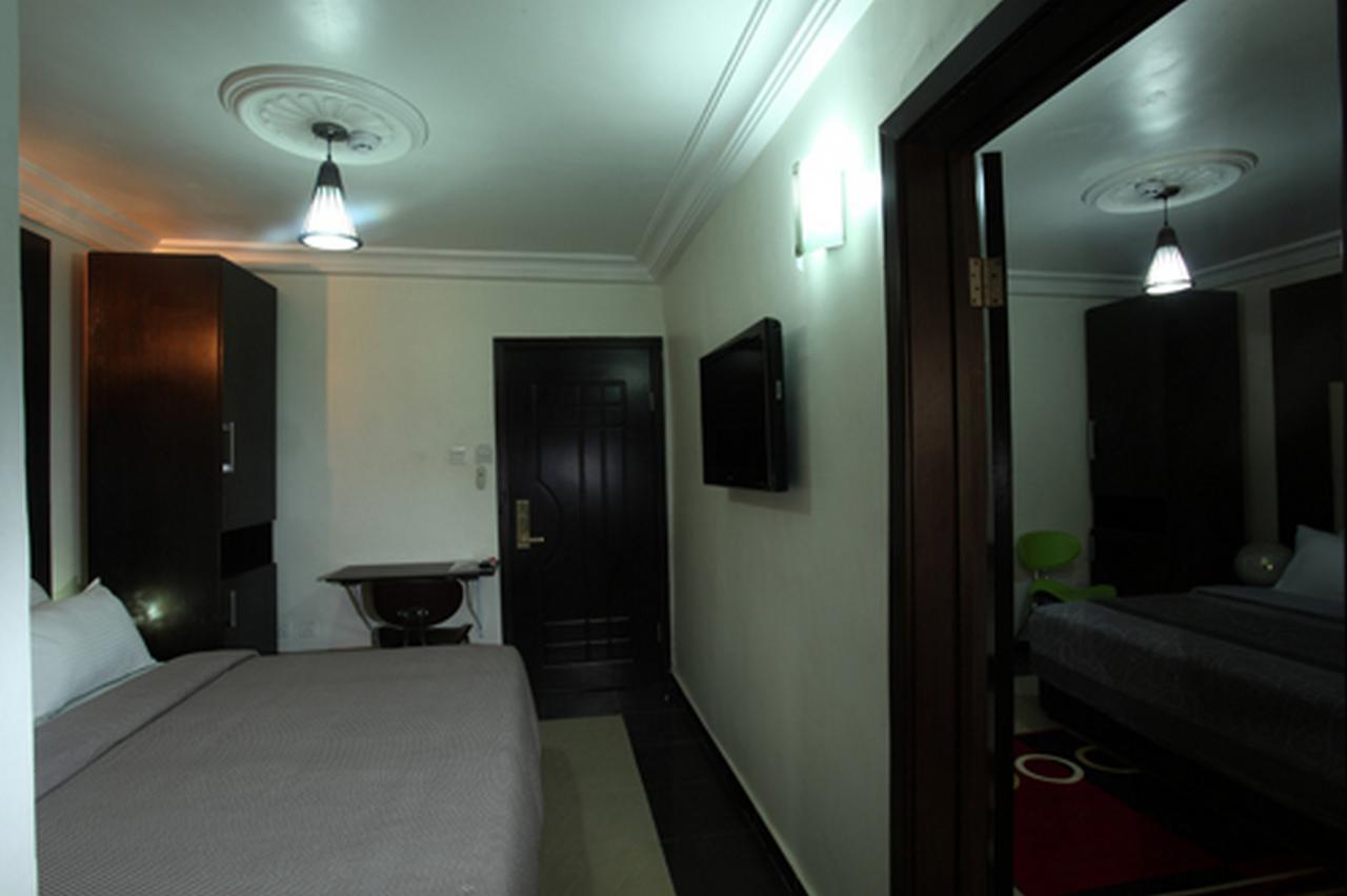 Prince Of Anthony 1960 Hotel Lagos Buitenkant foto